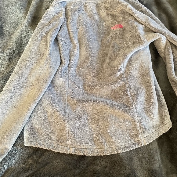 North face gray zip up fleece sweater small/petite pink ribbon edition. - Picture 4 of 8